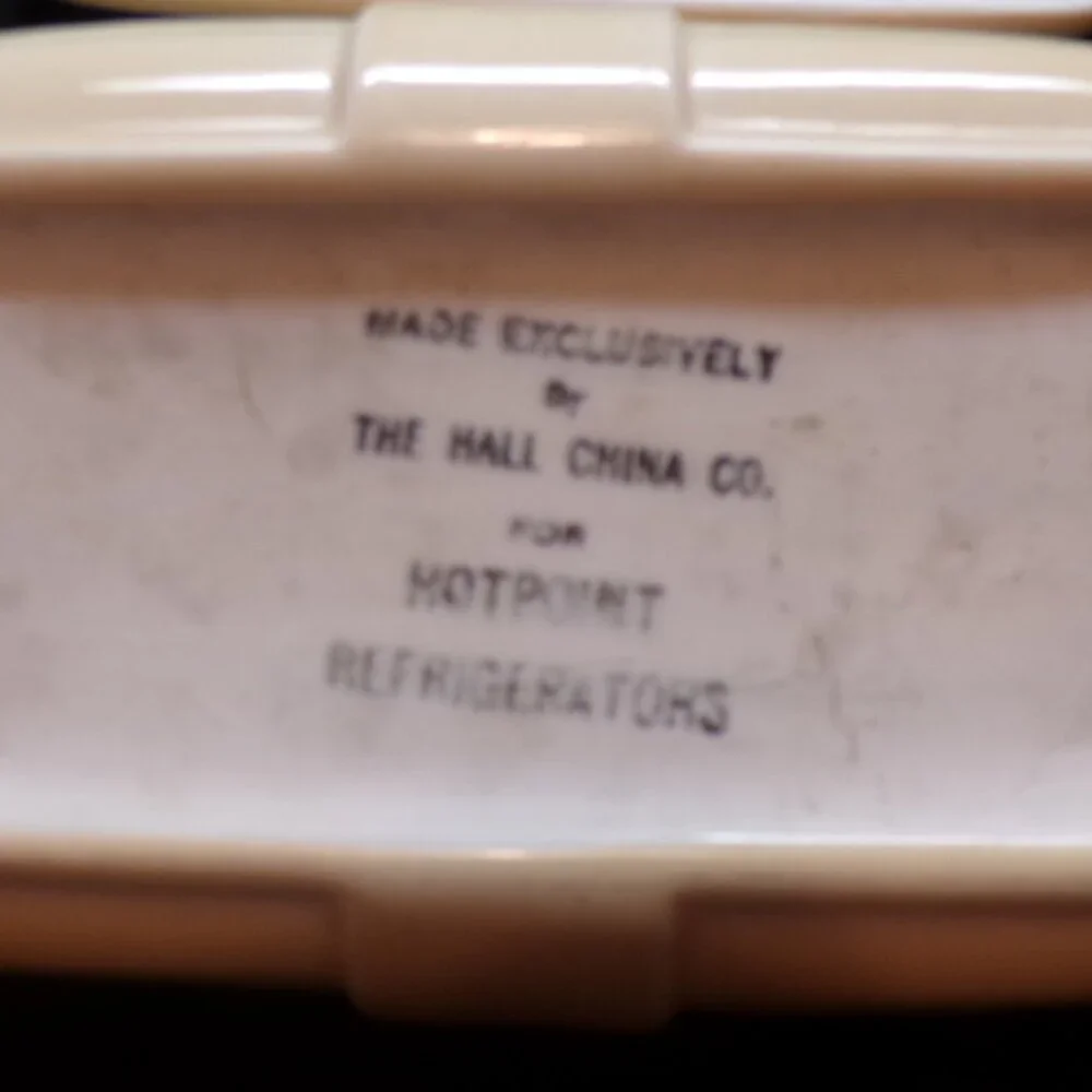 Vintage Hall Pottery Hot Point Refrigerator Dish